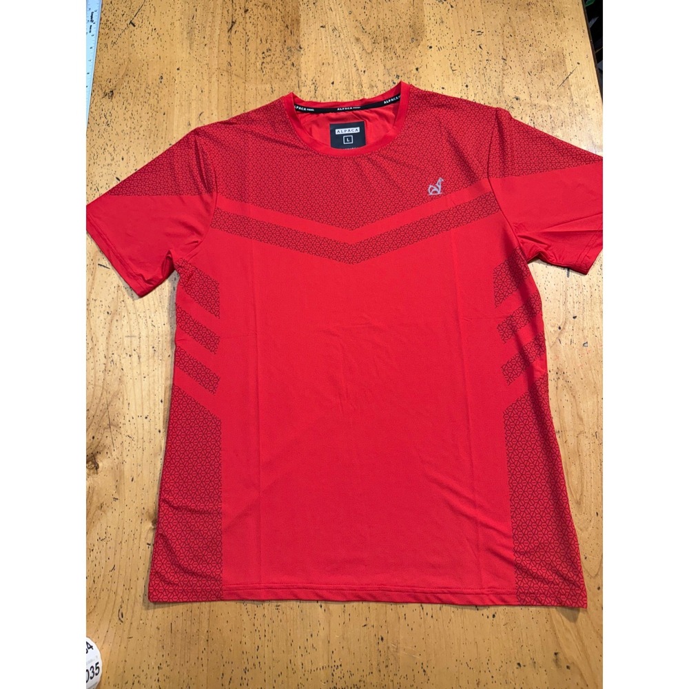 Alpaca Padel Athletic Shirt Size L‎ Mens Red Geometric Performance Tee T-Shirt